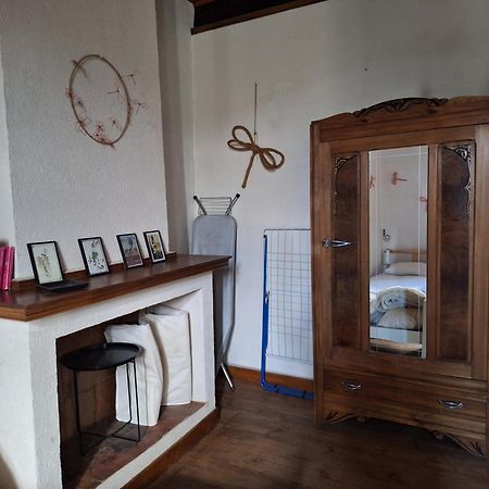 Maison Au Village Du Livre Montolieu 외부 사진